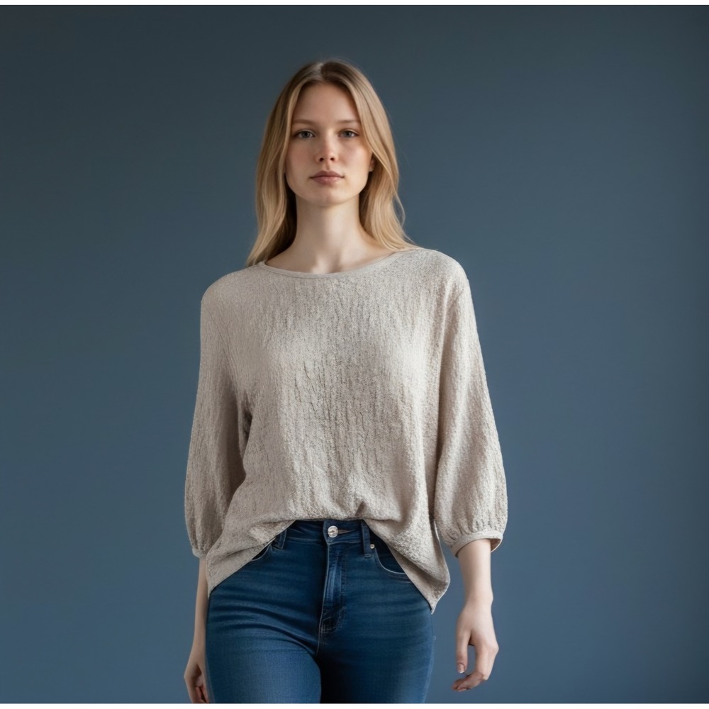 Chicos Textured Crinkle Blouse Beige 3/4 Sleeve Round Neck Top Size 0 Small‎